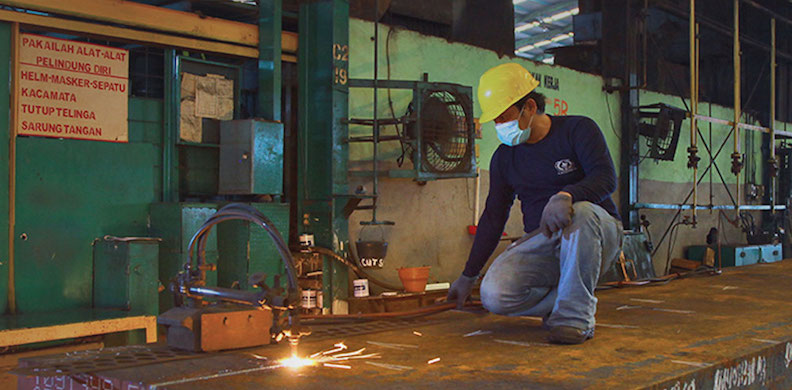 Setengah Bulan Naik sekitar 150 Persen, Saham JPRS Dipantau Bursa