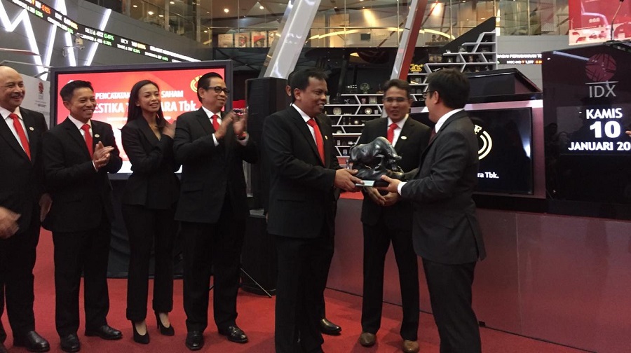 BEI Resmi Catatkan dua Emiten Baru PT Estika Tata Tiara  (BEEF) dan PT Pollux Investasi International (POLI)