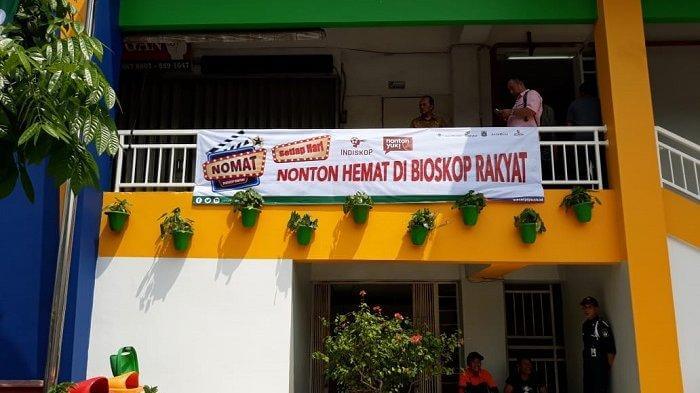 Berbahagialah Warga Pasar Teluk Gong, Kini ada Bioskop Rakyat yang Murah