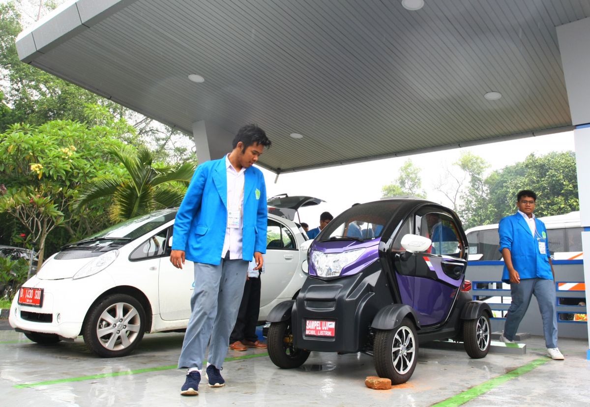 Menkeu Sebutkan Perpres Mobil Listrik Tinggal Tunggu Tanda Tangan Presiden