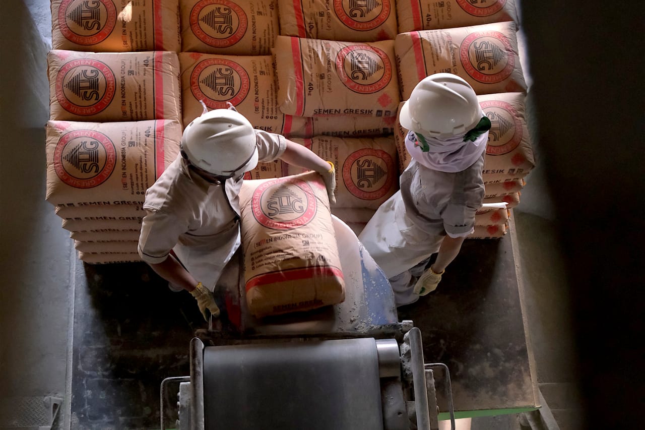 Laba Bersih Semen Indonesia Tbk (SMGR) Anjlok 38 Persen Di Kuartal III Tahun Ini