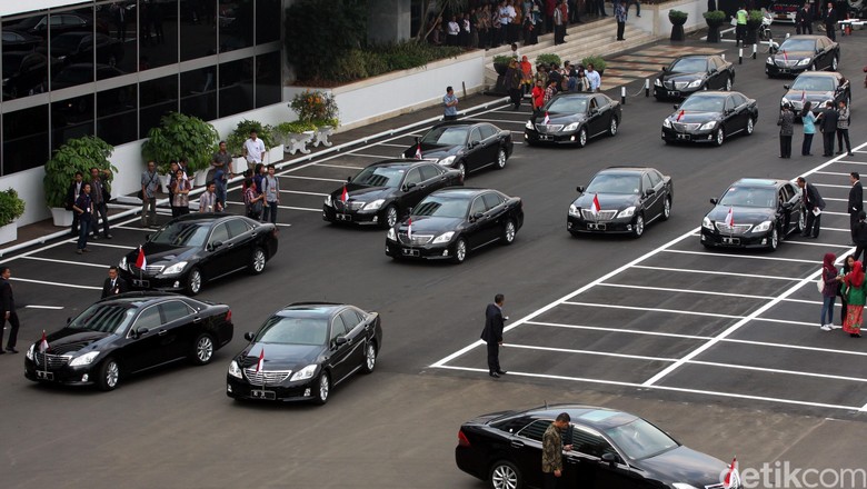 101 Unit Mobil Baru Para Menteri dan Pejabat Setingkat Sudah Tersedia