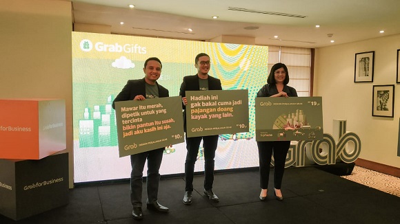 PT Tiphone Mobile Indonesia (TELE) Gandeng Grab Indonesia (Grab) Luncurkan GrabGift