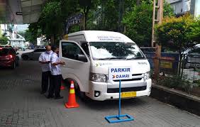 Damri Ramaikan Bisnis Jasa Transportasi Darat Jakarta-Bandung PP