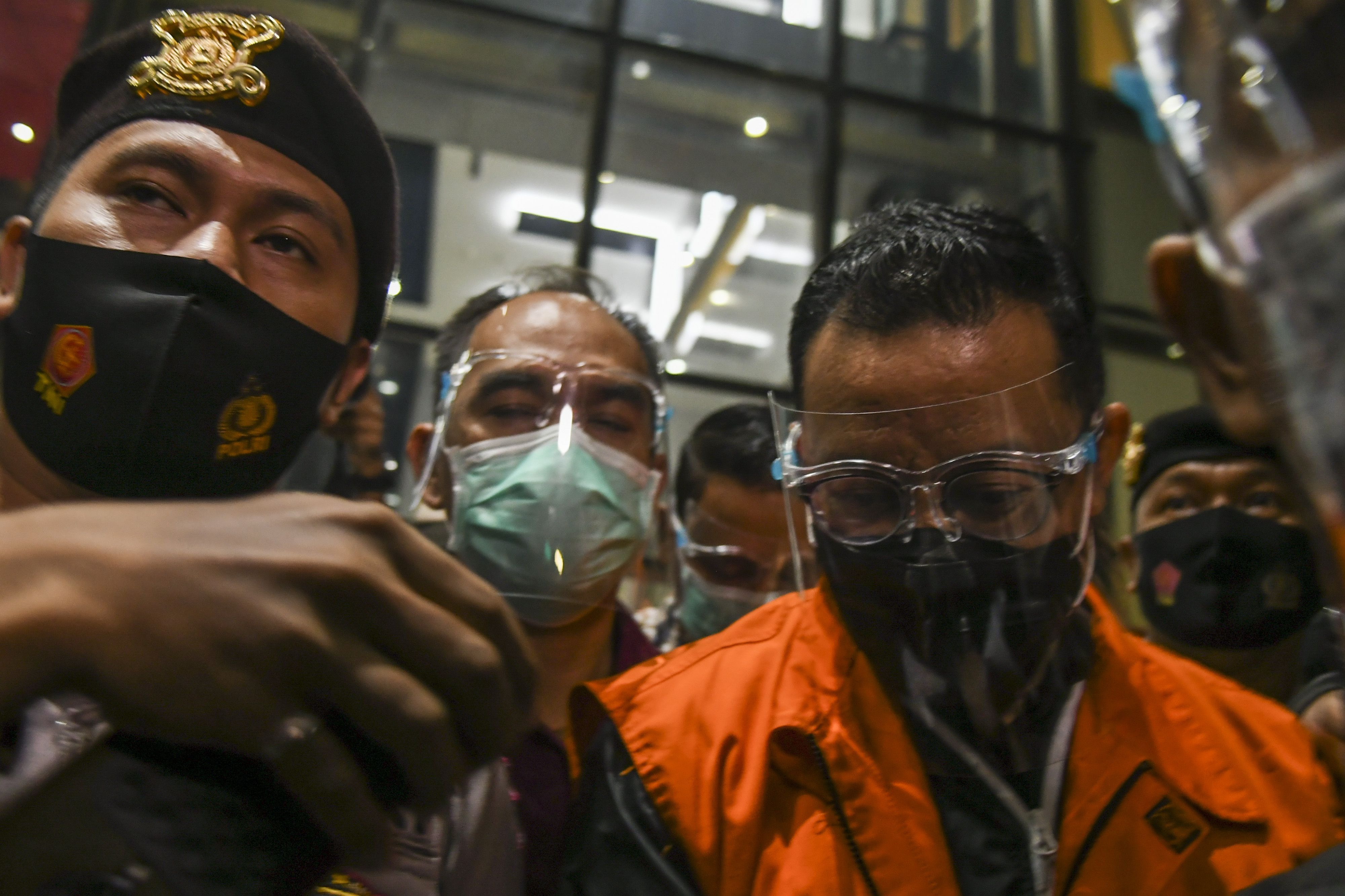 Telusuri Transaksi Keuangan Kasus Korupsi Bansos Corona, KPK Gandeng PPATK