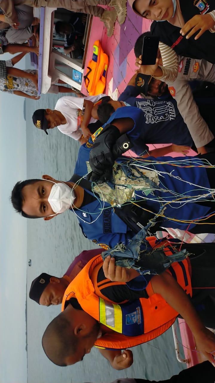 Sriwijaya Air Hilang Kontak, Terlihat Serpihan Pesawat di Pulau Seribu
