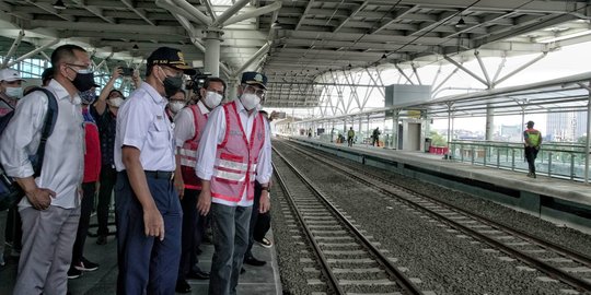 Menhub Cek Jalur Layang Stasiun Manggarai, yang Dirancang Seperti di Jepang