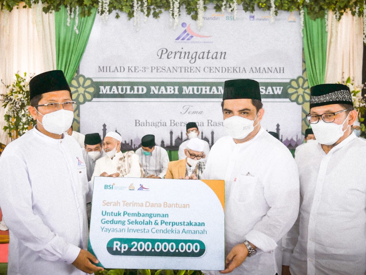 Dongkrak SDM Pesantren, BSI (BRIS) dan Laznas BSMU Bersinergi Pacu Ekosistem Halal