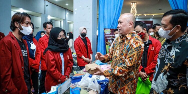 Mayoritas Anak Muda Ingin Jadi Pengusaha Dibanding PNS, Kurikulum Perlu Diubah