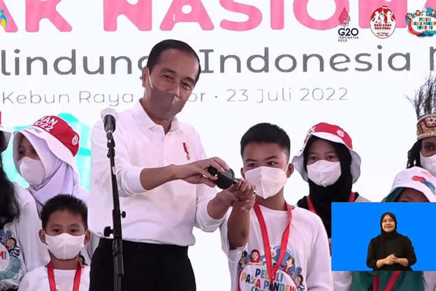 Peringati Hari Anak Nasional 2022 dari Bogor, Jokowi Mainkan Tiga Trik Sulap