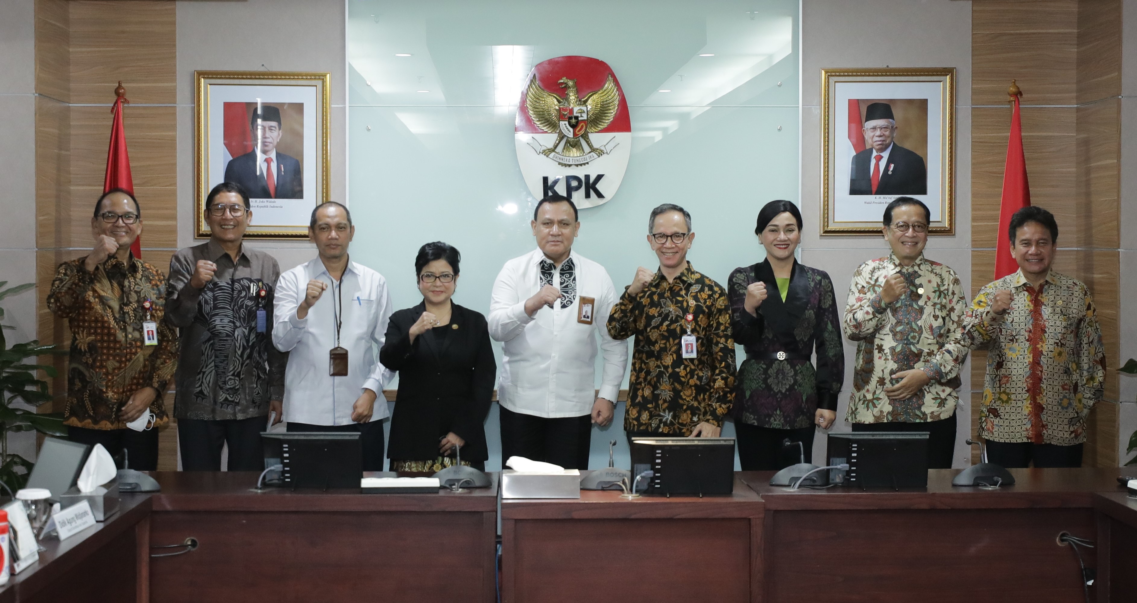 Setelah Jumpai Wapres dan Jaksa Agung, Kali Ini ADK OJK Sambangi Gedung KPK