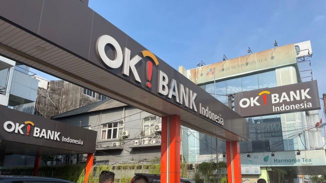 Simak! Ini Jadwal Right Issue Bank Oke (DNAR) Rp499,42 Miliar 