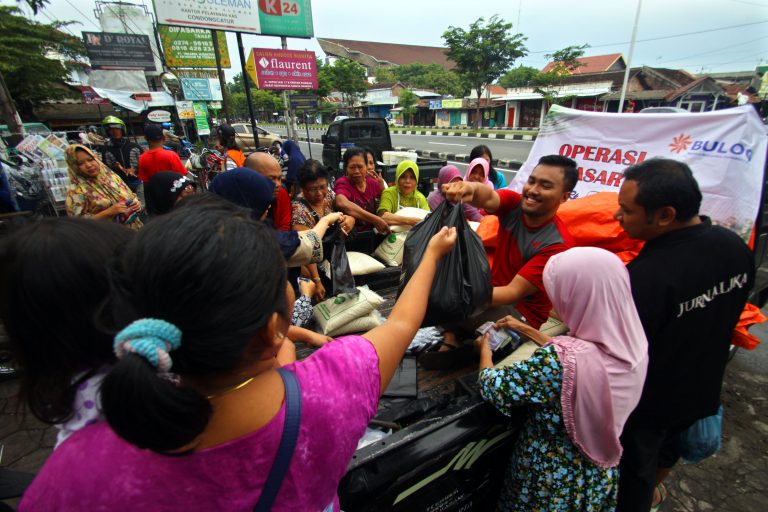 Banjiri Beras ke Pasar, Operasi Pasar Bulog Tembus 650 Ribu Ton