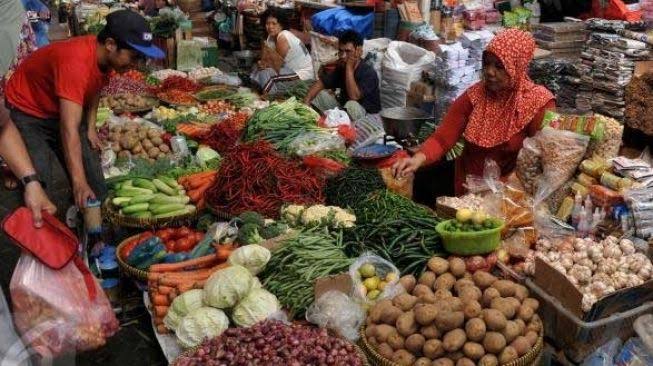 Ekonomi Indonesia Masih Lebih Baik, Menkeu Tetap Minta Waspadai Gejolak Harga Komoditas