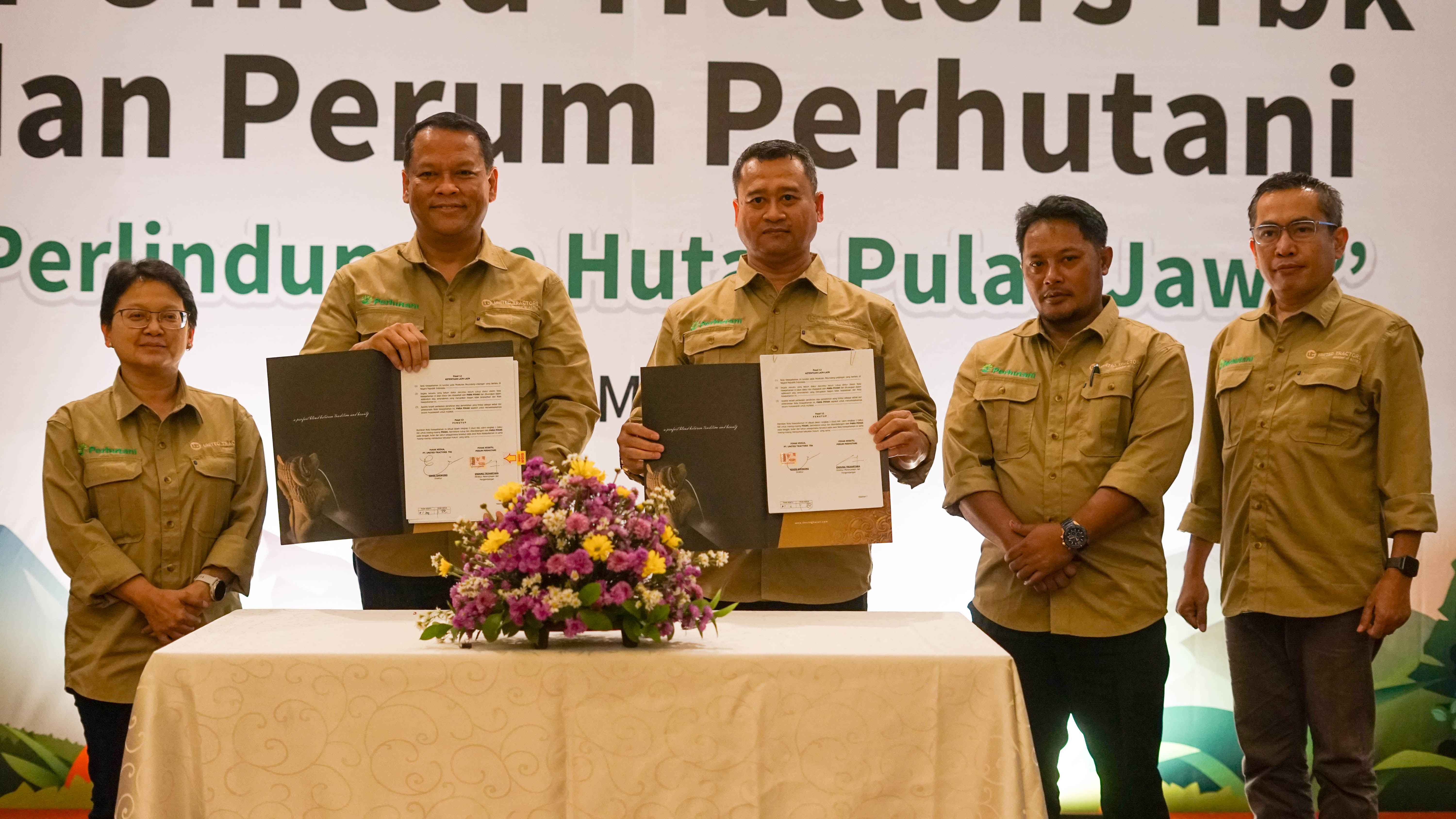 UNTR Gandeng Perum Perhutani Revegetasi 10.000 Hektar Hutan Bekas Kawasan Alih Fungsi