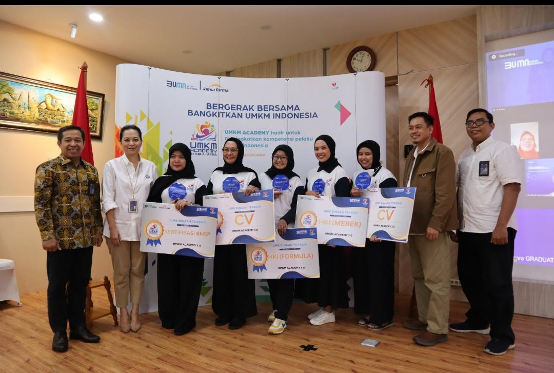 UMKM Binaan Naik Kelas pada Graduation UMKM Academy 3.0 Kimia Farma (KAEF)
