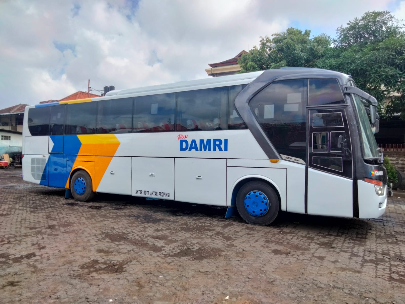 Layani Rute ke Berbagai Kota, Damri Buka Layanan Baru AKAP Mulai April 2023