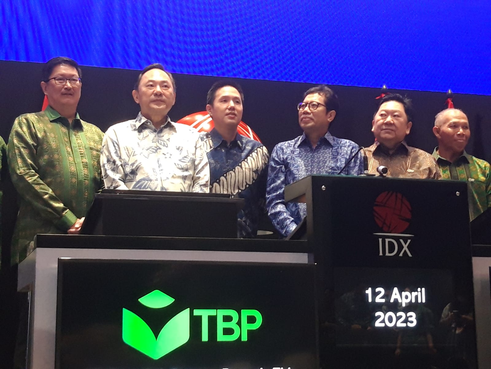 Trimegah Bangun Persada (NCKL) Pure-Nickel Play Terbesar Indonesia Catatkan Saham di BEI