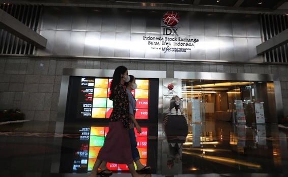 Sepekan Surplus 0,16 Persen, IHSG Betah Susuri Level 6.880