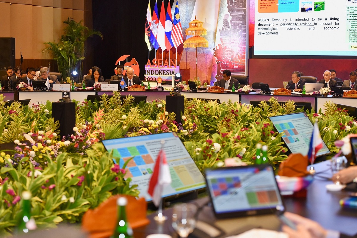Empat Perusahaan Listrik ASEAN Duduk Bersama Bahas Peluang Interkoneksi Sistem Antarnegara