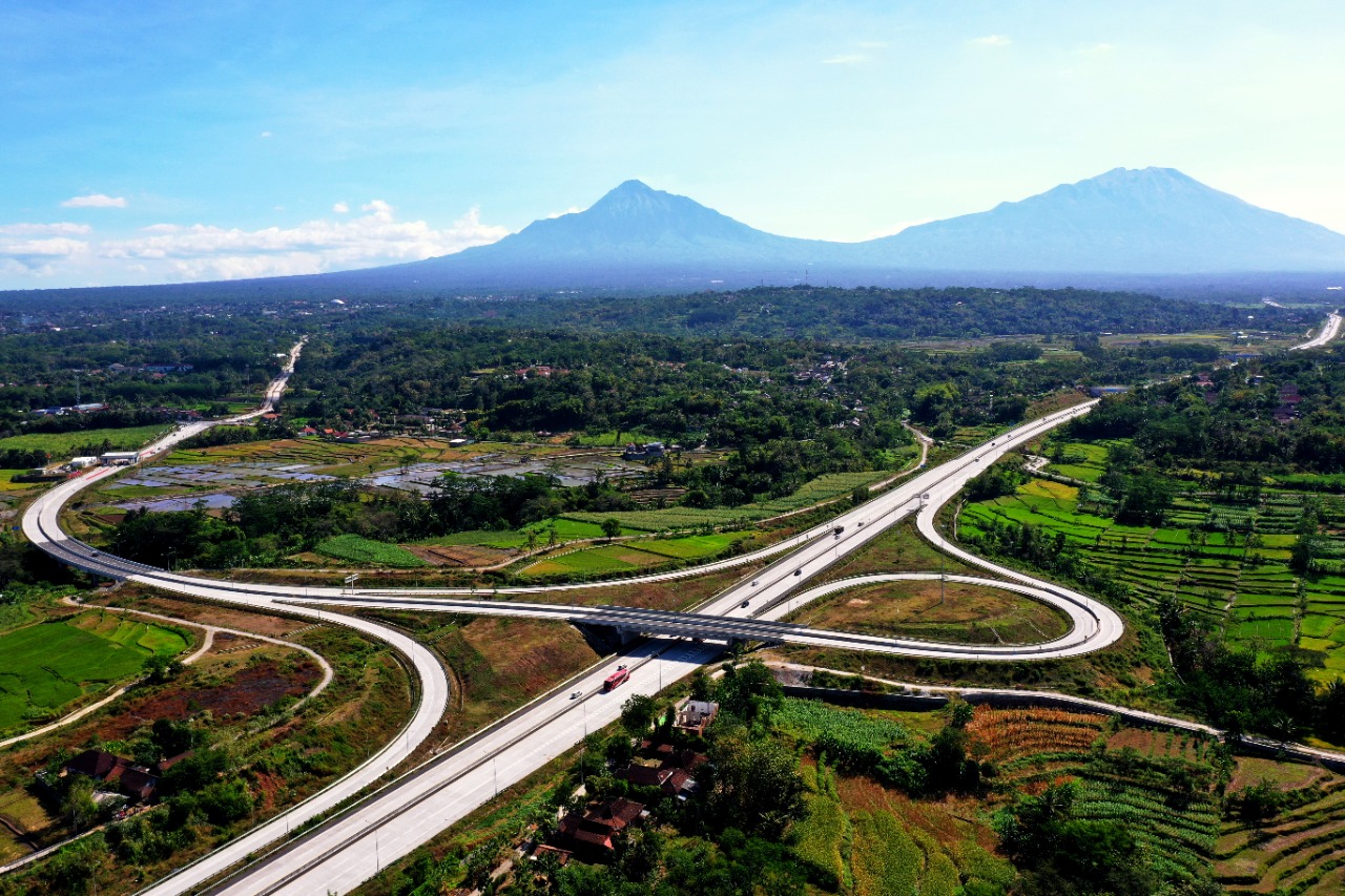 Kompak! Komisaris dan Direksi Jasa Marga Serok 72.900 Saham JSMR Rp4.590-4.670 per Lembar