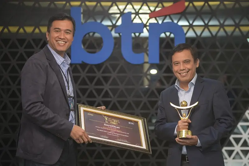 Dirut BTN Raih Penghargaan The Best CEO Leading Change Innovation