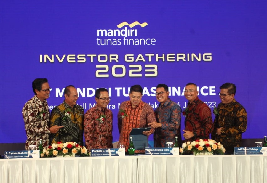 Komisaris Mandiri Tunas Finance Ini Mengundurkan Diri