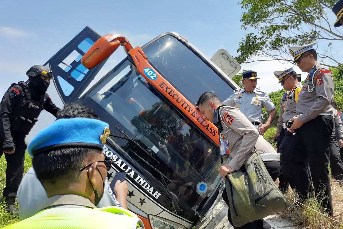 Micro Sleep Diduga Penyebab Kecelakaan Bus Rosalia Indah