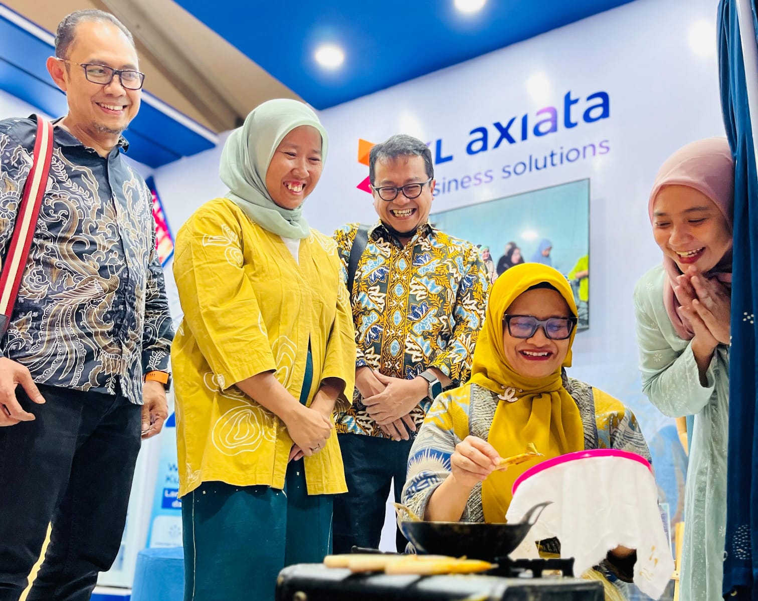 Dorong UMKM,  XL Axiata (EXCL) Sosialisasi S  Digital dan Sisternet