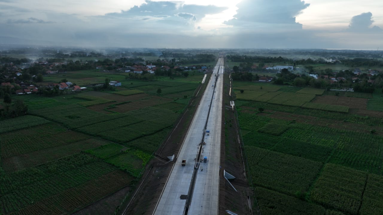 Digarap PTPP! Progres Tol Probolinggo–Banyuwangi Sudah 56,11 Persen