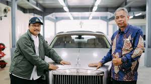 Peminat Rolls-Royce dan Barang-barang Mewah Ikut Lelang Kemensos