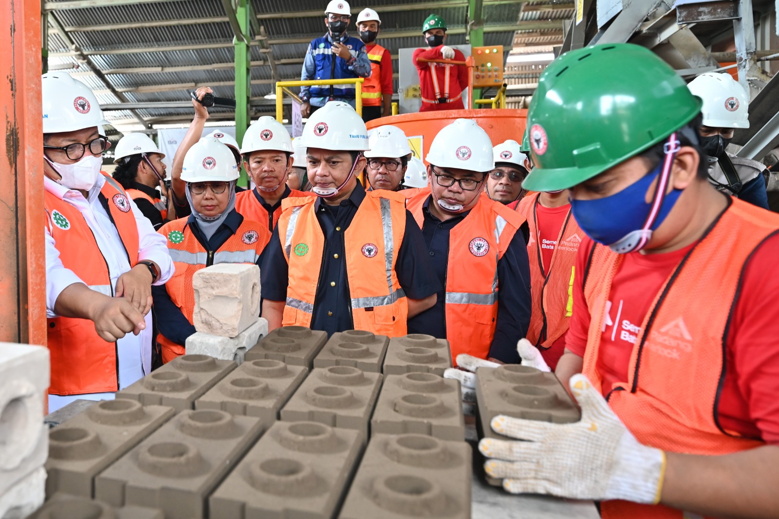 SIG (SMGR) Dorong Bata Interlock Presisi, Wujudkan 3 Juta Rumah