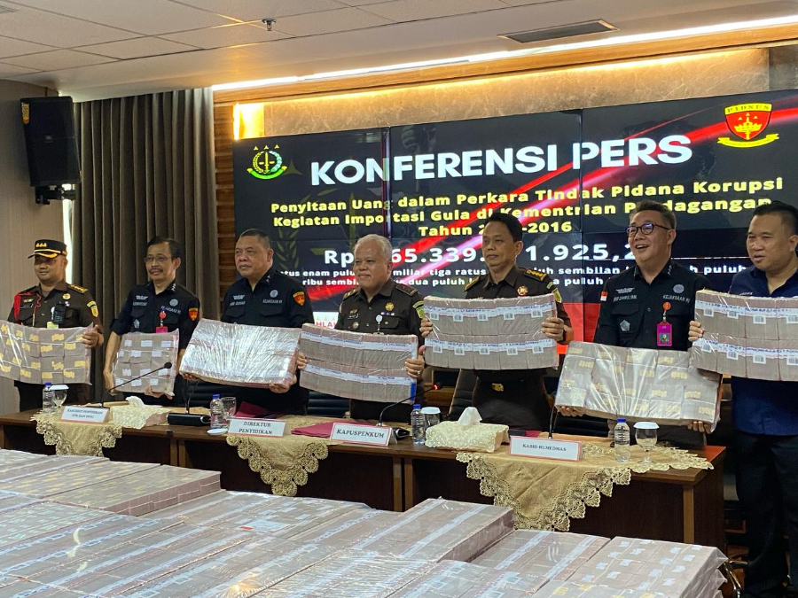 Kasus Korupsi Importasi Gula, Kejagung Sita Uang Tunai Rp565 Miliar