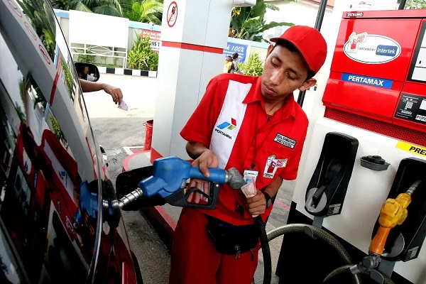 Pertamina Bantah Pertamax Hasil Oplosan RON 92 dan 90