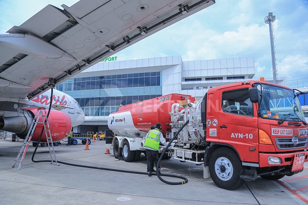 Sokong Penurunan Harga Tiket Pesawat, Pertamina Pangkas Harga Avtur