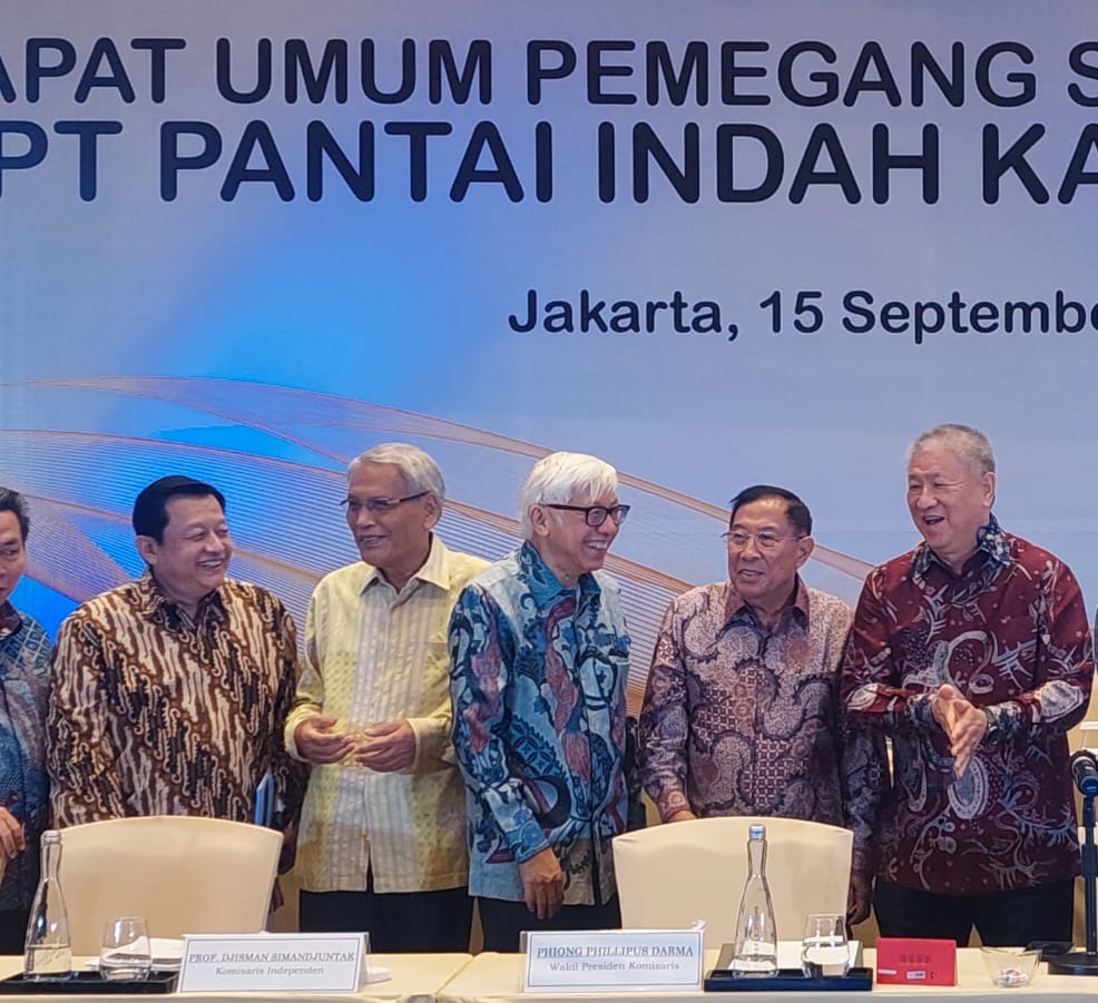 Pengurus Pantai Indah Kapuk di sela-sela rapat umum pemegang saham perseroan. FOTO - ISTIMEWA Anjlok 59 Persen, Laba PANI Kuartal I-2025 Sisa Rp49,57 Miliar