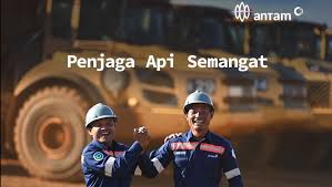 Pekerja di tambang milik ANTAM Saham ANTM Bisa ke Level Ini, Ada Alasan?