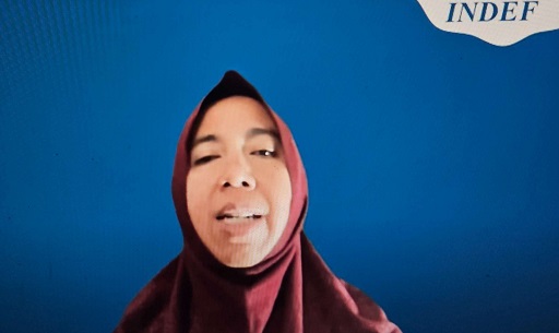 Kepala Center for Sharia Economic Development (CSED) INDEF, Nur Hidayah mengungkap ironi, dimana ekonomi dan keuangan syariah berkembang pesat di Indonesia yang berpenduduk 86% muslim, tapi kontribusinya pada perekonomian Indonesia masih kecil Kontribusi Ekonomi Syariah Indonesia Masih di Bawah 10 Persen