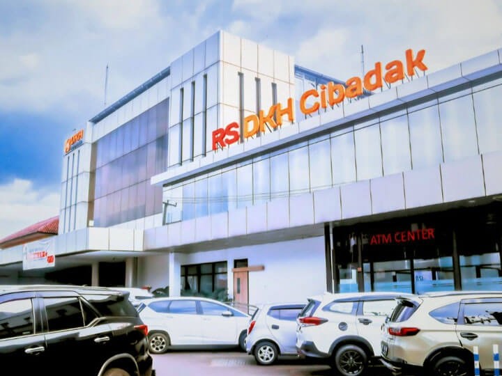 Rumah Sakit milik emiten DKHH di Cibadak. BEI Keluarkan Pengumuman Saham Milik Mantan Wapres (DKHH)