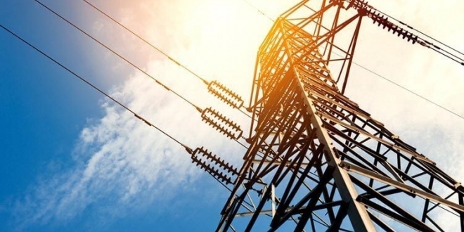Pemerintah tengah menyiapkan pembangunan infrastruktur listrik hingga menyentuh ke wilayah-wilayah terpencil di Indonesia. Pemerintah Siapkan Infrastruktur Listrik 47 Ribu KM Hingga Pelosok