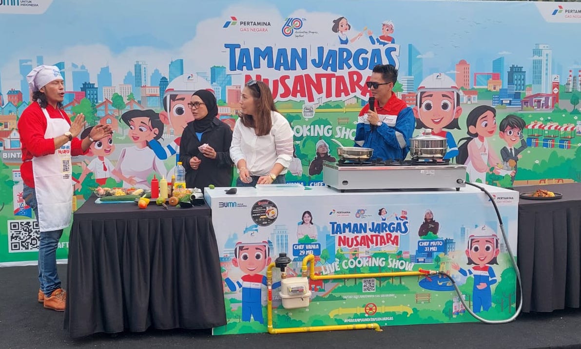 EDUKATIF - Demo masak menggunakan gas bumi di Taman Jargas Nusantara 2025. FOTO - ISTIMEWA Tingkatkan Engagement, Ini Event PGN di Taman Jargas Nusantara 2025