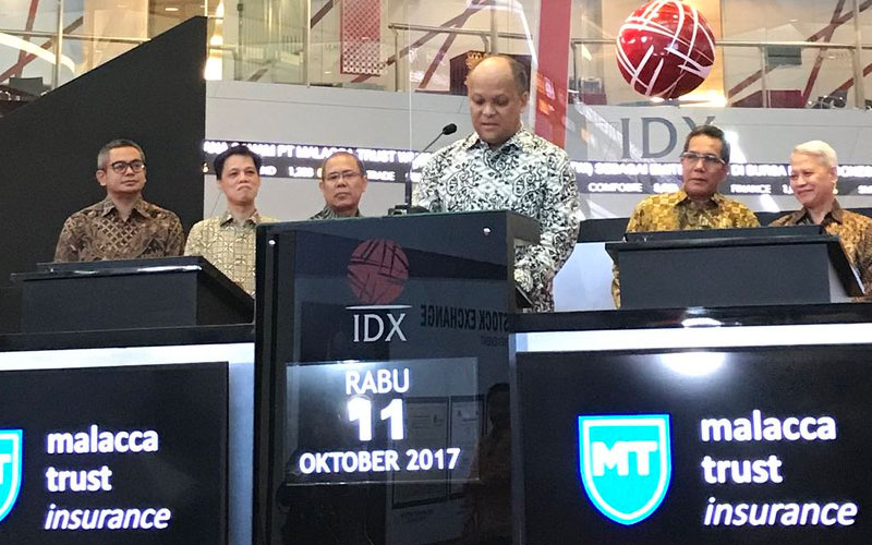 Manajemen MTWI ketika mencatatkan sahamnya di BEI. Malacca Trust (MTWI) Bagikan Dividen Minimalis, Cek Jadwalnya