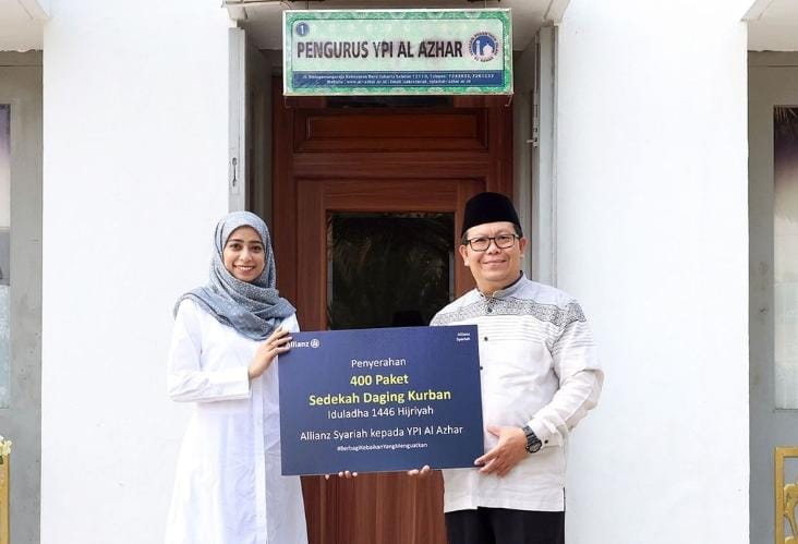 Kini, Allianz Indonesia didukung oleh lebih dari 1.300 karyawan dan lebih dari 50.000 tenaga pemasar dan ditunjang oleh jaringan mitra perbankan dan mitra distribusi lainnya. Allianz Syariah & Al Azhar Perluas Manfaat Kurban untuk Negeri