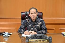 Menteri Lingkungan Hidup (LH), Hanif Faisol Nurofiq. Dok. Kementerian LH. Menteri LH Tinjau Kembali 4 Izin Tambang di Raja Ampat Papua