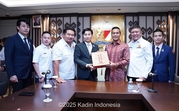 Kamar Dagang dan Industri (Kadin) Indonesia menerima kunjungan delegasi Kadin China yang diwakili Association of Guangdong-Indonesia for the Promotion of Trade di Menara Kadin Indonesia, Jakarta Selatan, pada Kamis (05/06/2025). Kadin Dorong Ekspor Durian dan Lobster ke China
