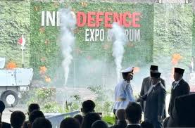 Presiden Prabowo Subianto membuka Indodefence Expo dan Forum si JIExpo, Kemayoran, Jakarta, Rabu (11/6/2025). Dok. BPMI Sekretariat Presiden. Pameran Alutsista, Presiden Ungkap Belanda Ambil Kekayaan RI USD31T