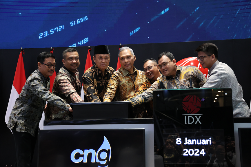 Pengurus Citra Nusantara Gas kala mengikuti seremoni pencatatan perdana saham di main hall Bursa Efek Indonesia. FOTO - ISTIMEWA Apresiasi Pemodal, CGAS Gulirkan Dividen Rp2,65 per Lembar