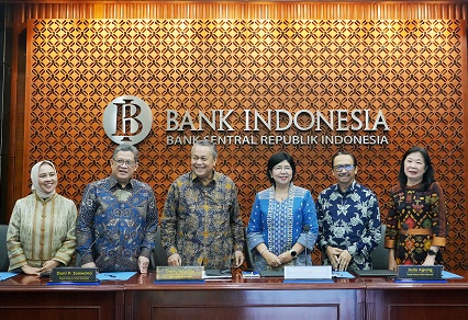 Rapat Dewan Gubernur (RDG) Bank Indonesia pada 17-18 Juni 2025 memutuskan untuk mempertahankan BI-Rate sebesar 5,50%, suku bunga Deposit Facility sebesar 4,75%, dan suku bunga Lending Facility sebesar 6,25%. Tahan BI Rate, BI Cermati Ruang Penurunan untuk Dorong Pertumbuhan
