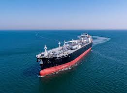 Ilustrasi menyikapi penutupan Selat Hormuz dari seluruh kegiatan pelayaran, kapal tanker Pertamina memilih alternatif jalur melalui Oman, dan India. Dok. Jawa Pos. Pertamina. Selat Hormuz Ditutup, Kapal Tanker Pertamina Pilih Lewati Rute Ini