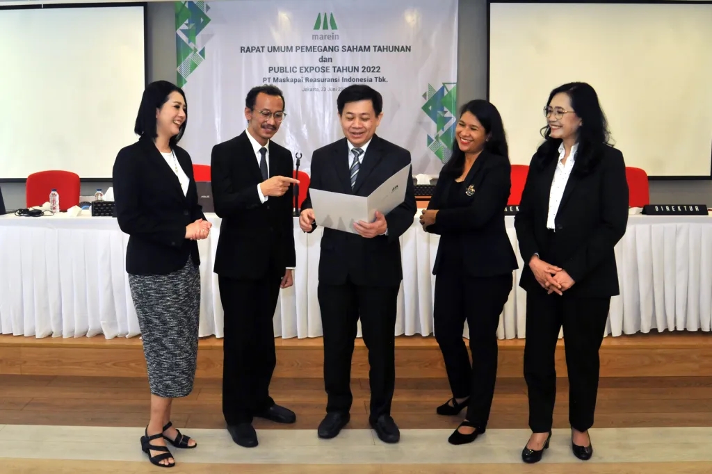 Pengurus Maskapai Reasuransi Indonesia usai pelaksanaan RUPS Tahunan perseroan. FOTO - ISTIMEWA MREI Bagi Dividen Rp15 per Saham, Cum Date 30 Juni 2025